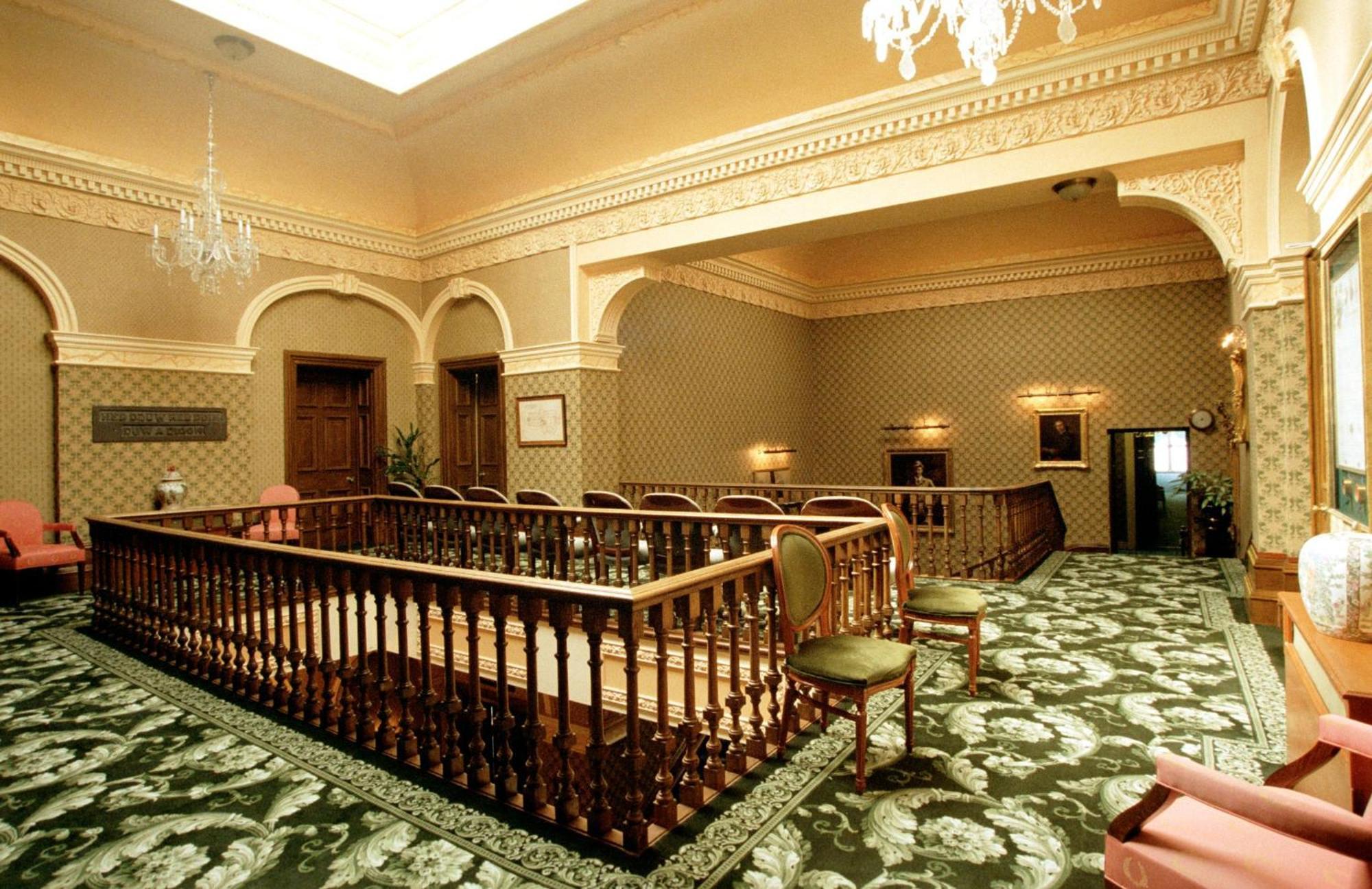 Tre-ysgawen Hall & Spa Hotel Llangefni