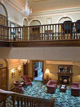 Tre-ysgawen Hall & Hotel Llangefni